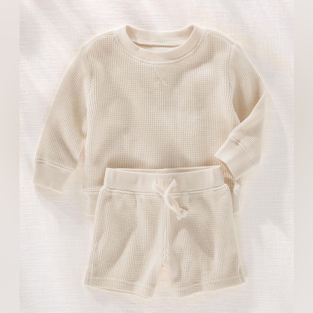 Carter’s Baby Hilary Duff 2-Piece Thermal Outfit Set - 6 months